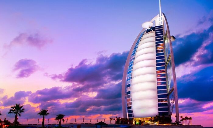 海外招聘 | 迪拜招聘平面设计师，提供食宿